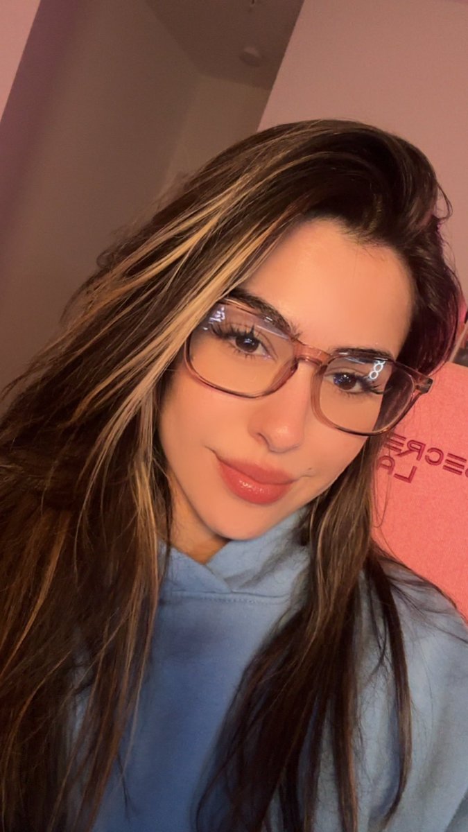saudijae's tweet photo. Im liveee come say hiii

On https://t.co/kUSckJdVvx
https://t.co/2DBRrnTE7g

REACTION + CHATS CHOICE 

#streamer #streams #hotties #fun #vibes https://t.co/CWCHv1GoLT
