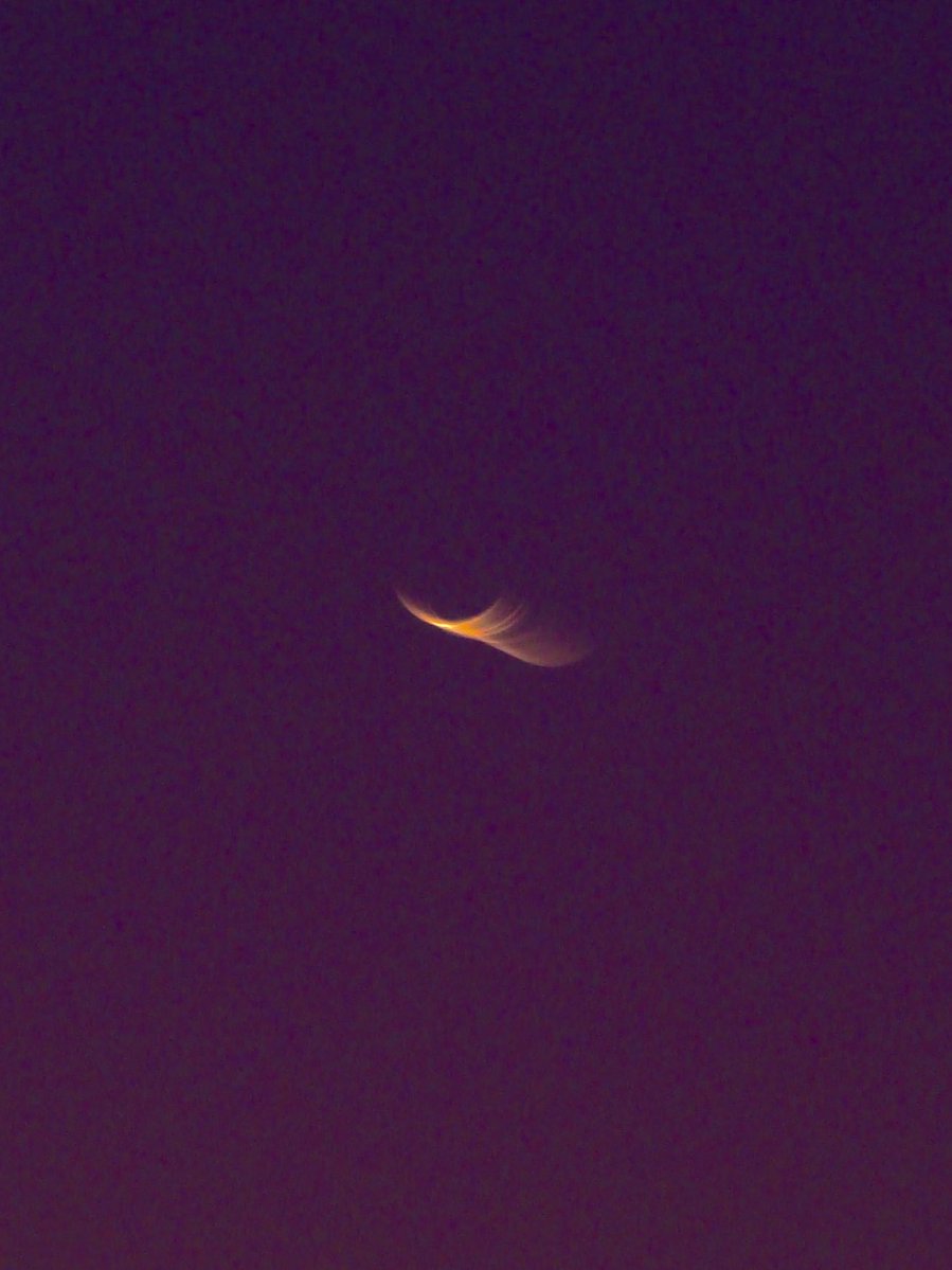 mansebanjaran's tweet photo. today’s moon https://t.co/y4jMUiS3P8