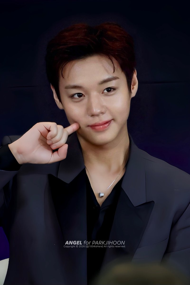 1004isHere's tweet photo. 261007 부일영화상 

미모가말안되 

-
#박지훈 https://t.co/EC6bg96bZJ