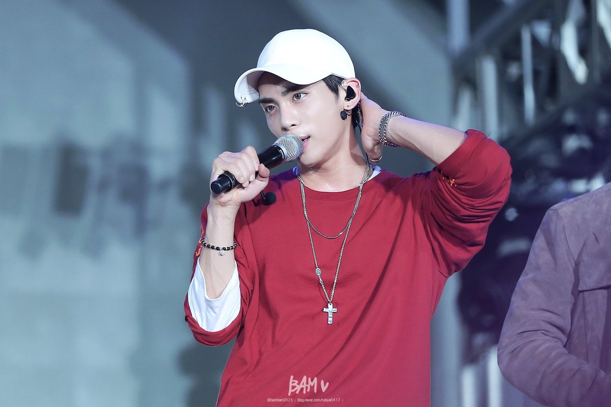 ilovejhfiles's tweet photo. 161001 #jonghyun #종현 ♡ https://t.co/ywMjjo1zQq