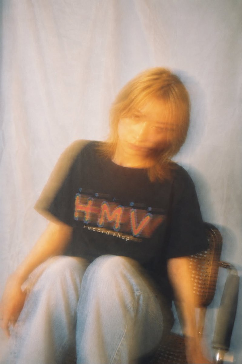 HMV_Japan's tweet photo. 🎵音楽＝情熱❤️‍🔥
HMV record shopオリジナル
サーモグラフィ【刺繍】Tシャツ発売‼️

🔥音楽＝情熱＝熱🔥を表現し刺繍であしらって頂いた名作です！

🔽詳細・購入はこちら！
https://t.co/dM5u7DVN2O

#hmv #SAU #健康ヘルシー #ヘルシー #刺繍 #Tシャツ

@SAU_hidarimigi
@healthy_death https://t.co/6XGLO1ujIa