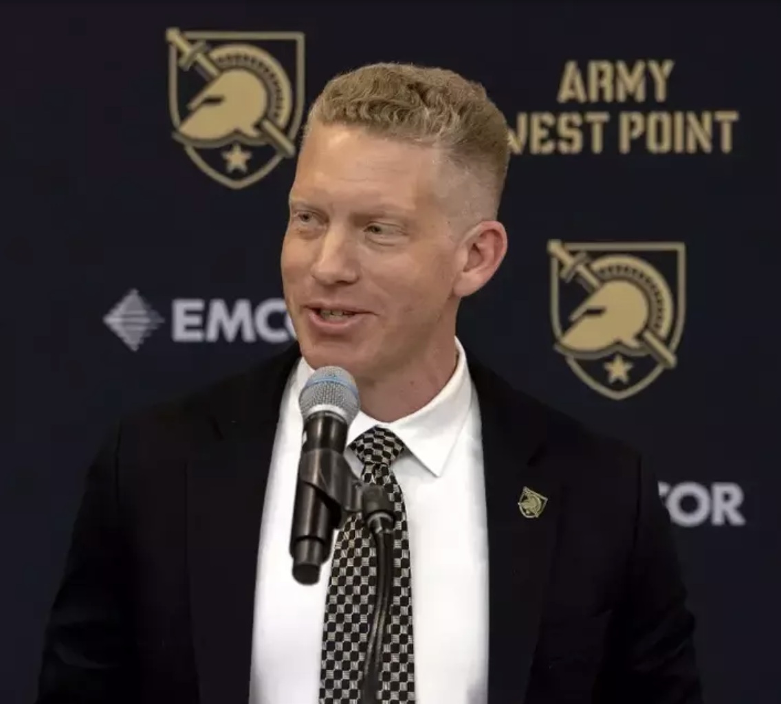 CallDT's tweet photo. Tune In to #WakeUpCall THURS, OCT 8, at 9amET for "A Spotlight on the Cadets" featuring Army West Point Director of Athletics & CEO Tom "Theo" Theodorakis speaking on being inspired by the men & women at Army West Point, living in a world outside of NIL & the transfer portal for the most part because of the uniqueness of being a military academy, thoughts on the American Conference where their football program resides & the Patriot League where their other sports are, Head Football Coach Jeff Monken, Army vs. Navy, & More: https://t.co/R3chuBJkql & https://t.co/YRxsf3AGrC

@GoArmy @GoArmyWestPoint @ArmyWP_Football @American_Conf @PatriotLeague