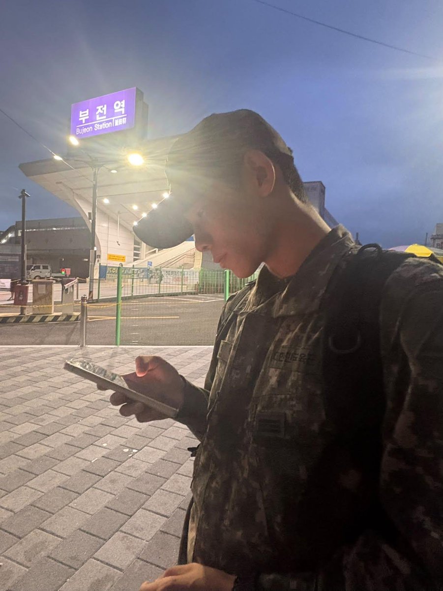 _Baek_Ya's tweet photo. # 에세머트친소 겹친소
다들 가출하길래 따라 가출합니다!
트친분들 알티랑 인알 해주시면 감사합니다🙇‍♂️ https://t.co/MJxSKgHBb0