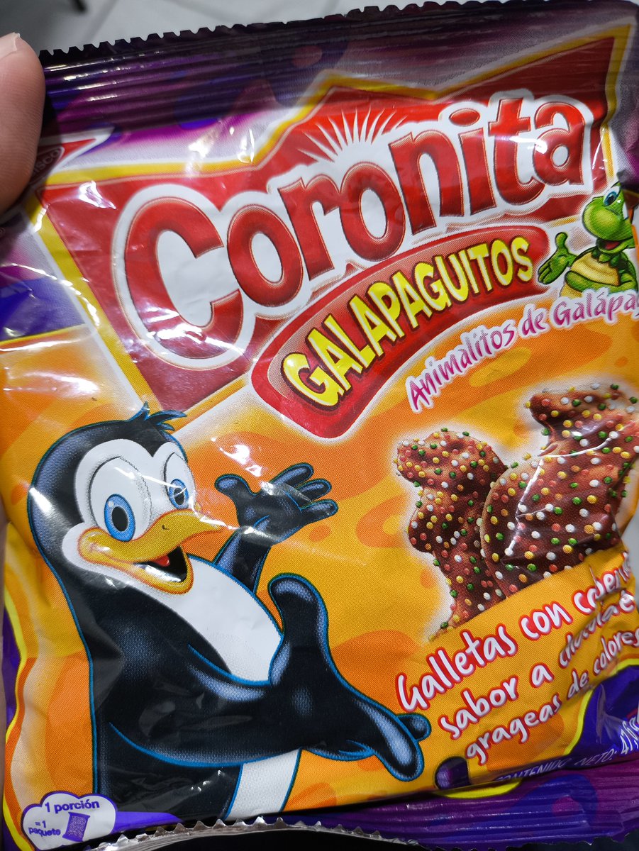 jaehaeryswise's tweet photo. Efectivamente, las Galapaguitos son hechas en Perú y te lo ponen abajito y en chiquito porque saben que los ecuatorianos se pitean luego. https://t.co/GMuGZ5SSV0