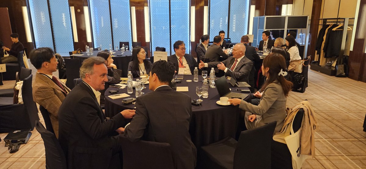 MarketsGrp's tweet photo. As markets grow more complex, where are Korea’s leading allocators placing their conviction next? 
🔥 Request the agenda: https://t.co/IMJwcLFKTV

This was 2025 Korea Investors Forum. This year, join us for exclusive peer-to-peer discussions with leaders from pension funds, insurance firms, family offices, private banks, and the broader institutional investment community.
📅 December 3 | Seoul

#MarketsGroupSeoul