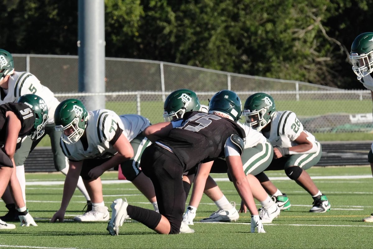 _Tyler_Lentz's tweet photo. Another round of game day photos courtesy of @tgfoto. Thanks for coming out to the game! @bvsw_wolfpack https://t.co/3yPo36kJl9