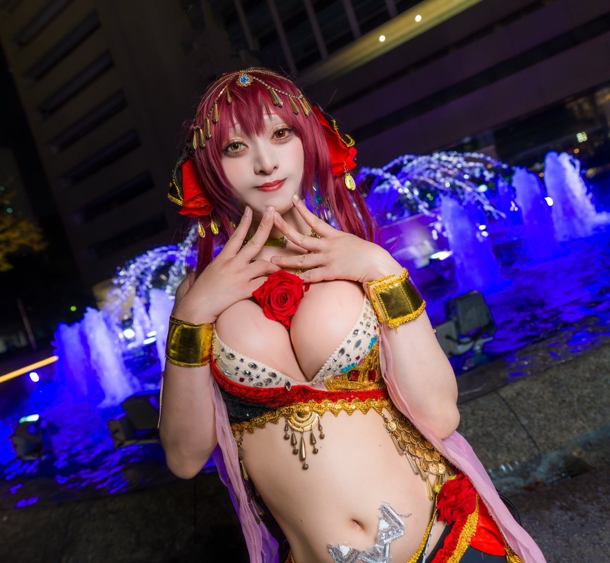yuzuriha_cos9's tweet photo. コスプレ Cosplay
ホロライブ3期生 宝鐘マリン(踊り子)
photo：龍屋さん(@sora8580 )
 #エンコス2026 
 #ENCOSJAPAN
 #コップレユズリハ https://t.co/964q7uelWq