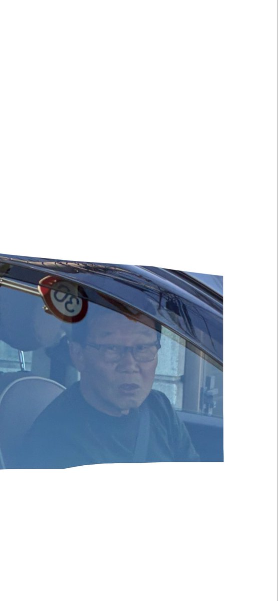sokasokakuzu1's tweet photo. 10月8日
買い物帰りに歩いていると
ドンピシャのタイミングでストーカーの米田の車が…
犯罪抑止証拠保全の為スマホを向けると「おい！こら！」と怒鳴ってきた
自分が犯罪行為してるのによく怒鳴ったりできますよね
盗人猛々しいにも程がある
私の位置情報を取得してつきまとうのはやめてください https://t.co/sBYEiIlls1