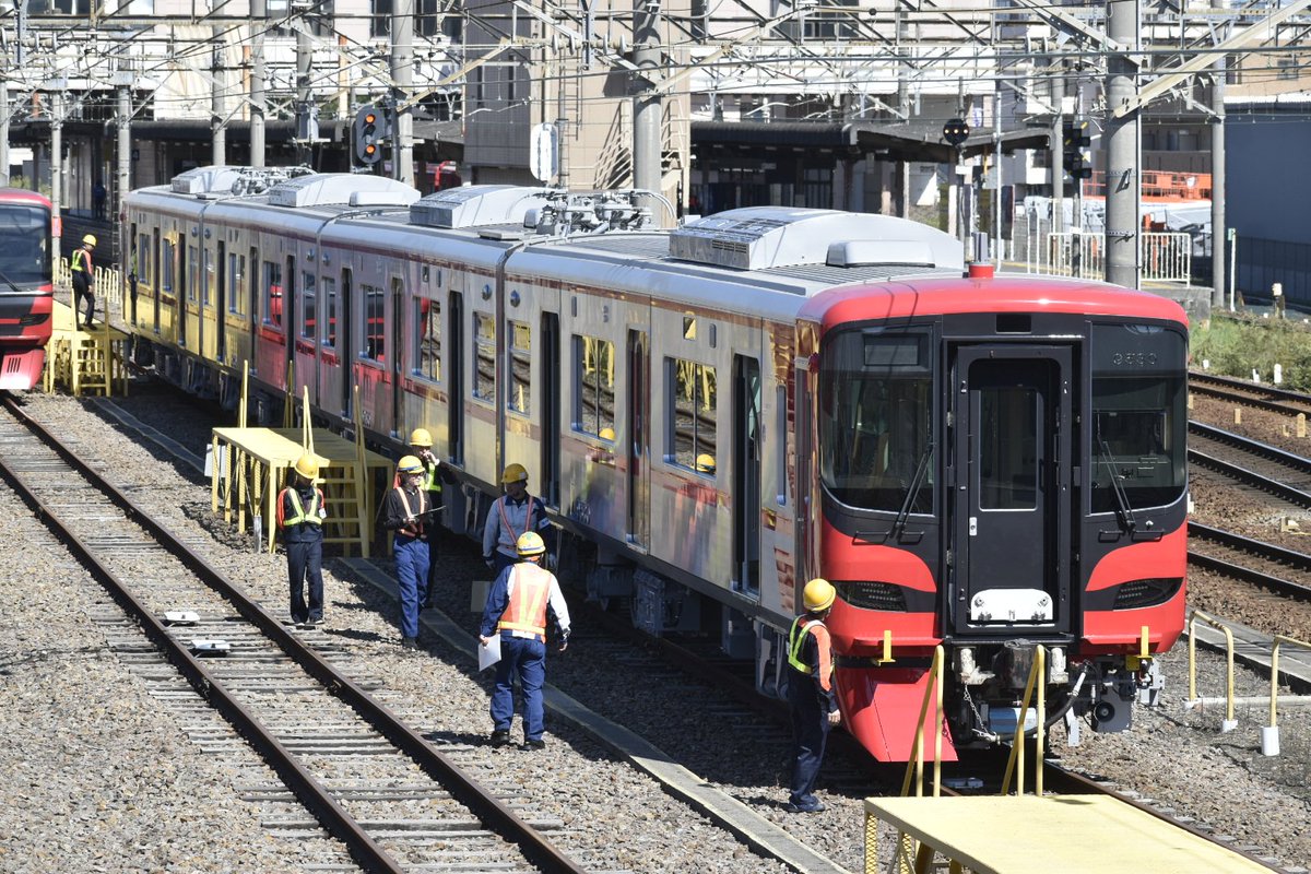 NNbH9VkRJxkmf0m's tweet photo. 名鉄9530F日車出場甲種輸送撮影へ
大江駅に搬入され舞木検査場へ自走準備 https://t.co/Ydjj4SHsf1