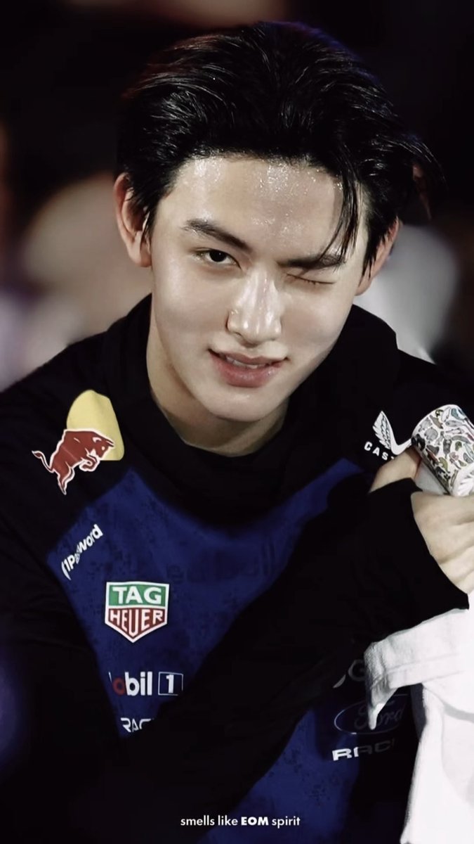 acaijoahae's tweet photo. bringing back redbull seonghyeon because cortis f1 is just around the corner https://t.co/3OImtZj9aH