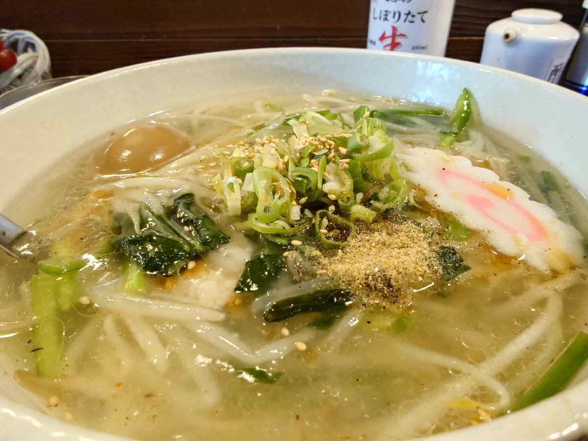papanao2's tweet photo. 今週はいつものラーメン🍜屋さんが水曜臨時休みで本日木曜営業だったので、食べに行って来ました！🤗

10月に入ったので月替わりは「塩サンマー麺」になって、中太チョイスで堪能して来ましたぁ～♪😋 https://t.co/b3ZoEt7jxr