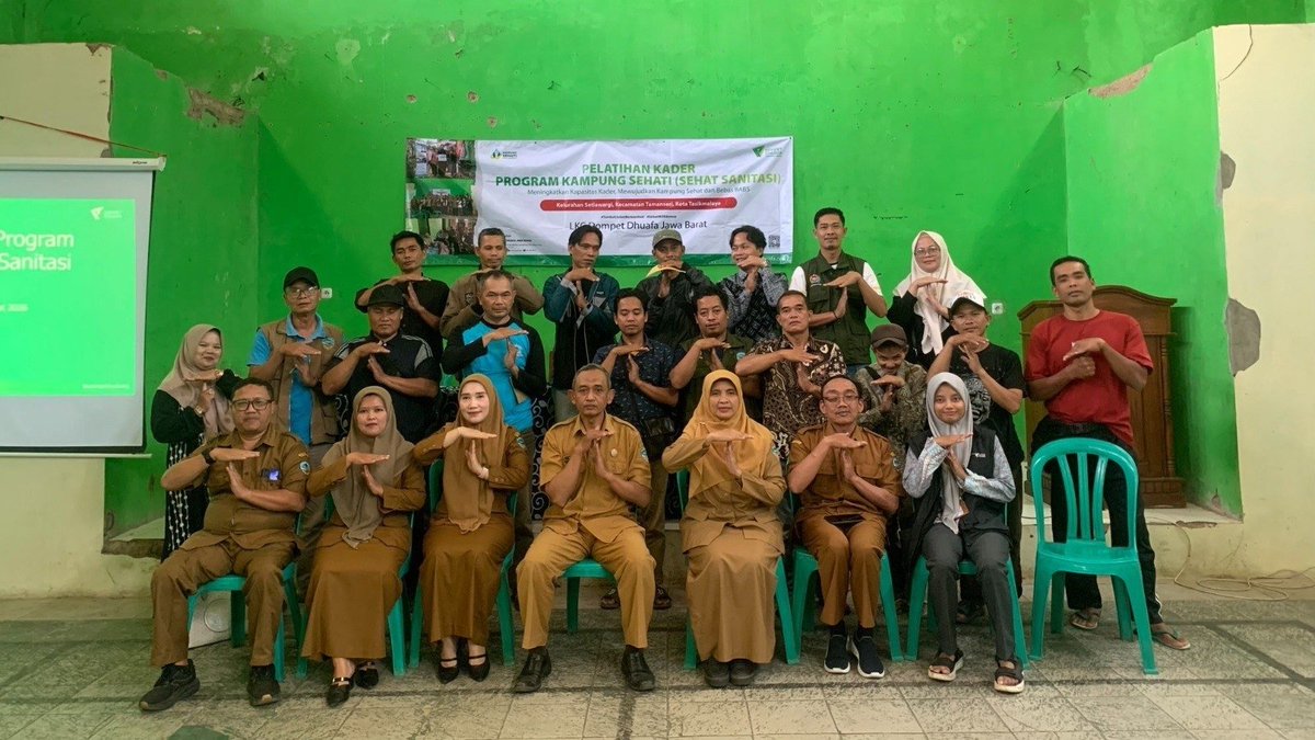 dompetdhuafaorg's tweet photo. Bebaskan Tasikmalaya dari Perilaku BABS, Dompet Dhuafa Gembleng ‘Pasukan Khusus’ Sanitasi Kelurahan Setiawargi

https://t.co/ZCoCVpaqQP https://t.co/pfQK3NFGHA