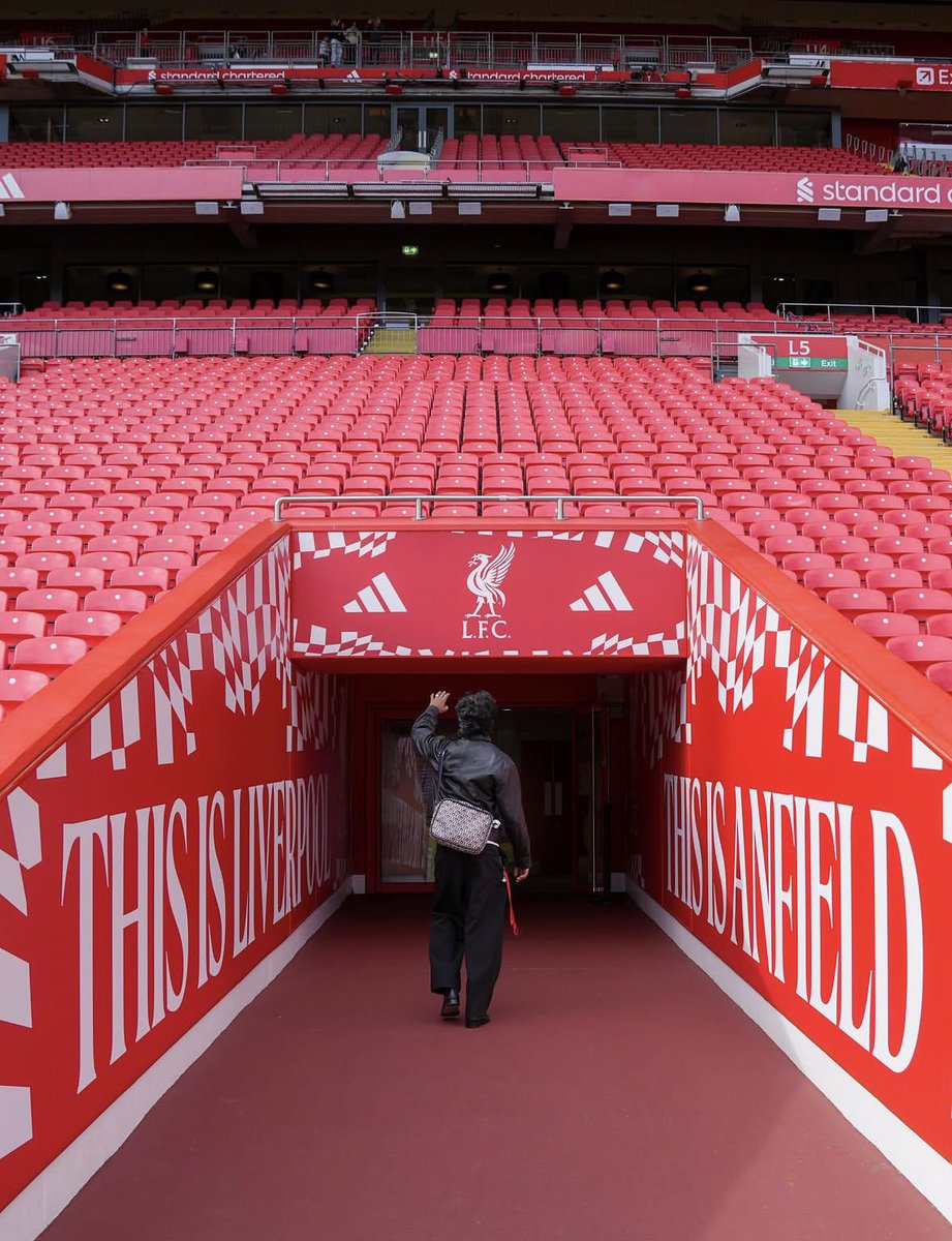 KaiLFC__'s tweet photo. I WILL NEVER WALK ALONE.

THANKS @LFC https://t.co/5i11EfB9Ky
