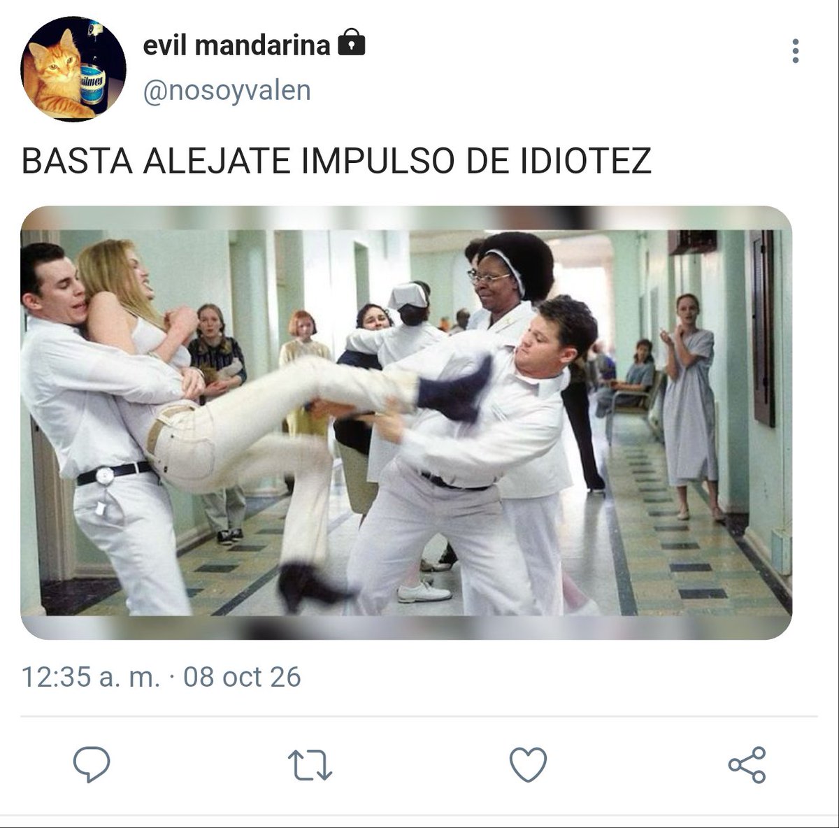 nochalito's tweet photo. 032. Aléjate impulso de idiotez https://t.co/iwIfPFi2Eh