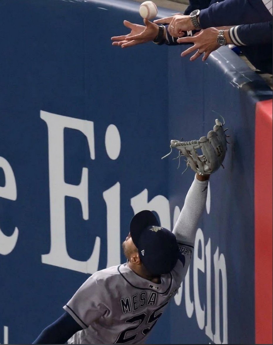suavesports_'s tweet photo. @nypostsports that was nowhere near a HR, he basically saved Volpe and gifted him a double and an RBI , if Yankees fans turn this guy into some new Steve Bartman, they would be delusional. https://t.co/UzjvCz3a4p