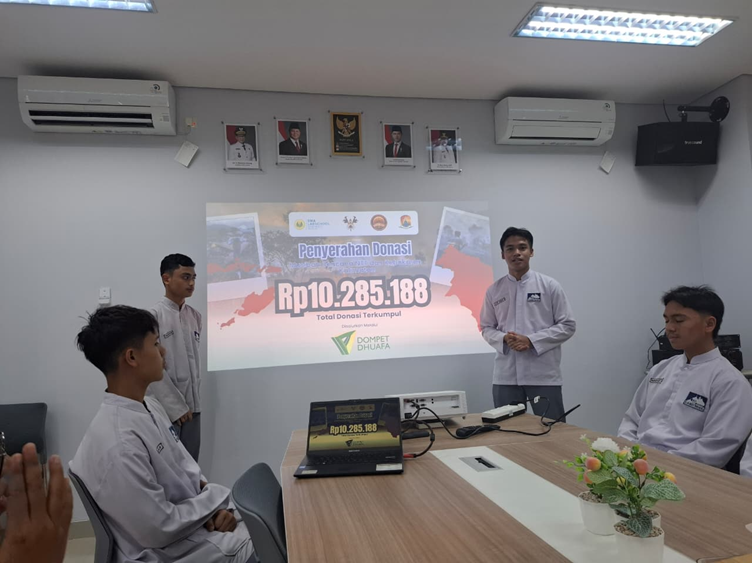 dompetdhuafaorg's tweet photo. Jarak Tak Menghalangi Kepedulian, Siswa SMA Labschool Giatkan Solidaritas untuk Penyintas Gempa Bersama Dompet Dhuafa

https://t.co/NzfEnsdPrk https://t.co/cVExUEIKFR
