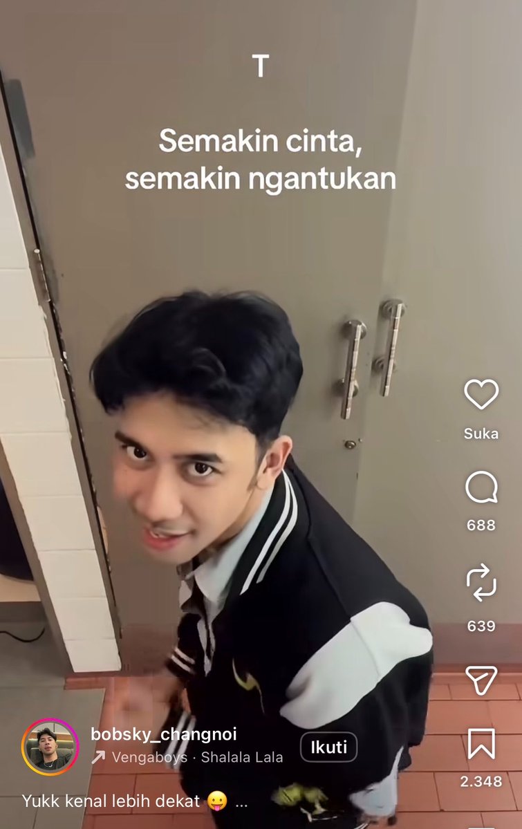 tapirjawaa's tweet photo. Ini valid banget anjir.

Tidur mulu bawaanya kalau lagi berduaan 😂😂 https://t.co/717LtMJYvv