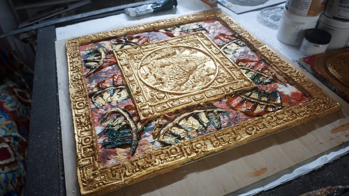 TheApiens's tweet photo. When it comes to RWA rewards in Web3 and now Web4,  other projects make hats and hoodies and T's, and hey, now we see you can burn your NFT's for some socks! And hey, that's awesome!

But Confluence holders are receiving actual physical art from one of the world's most high velocity artists, our founder and the top OG phygital artist in the space @MattVegh from his studio, to their door. 

Physical works worth thousands of dollars and that are one-of-a-kind archival quality pieces. If there ever was a great comparable to what the Confluence does, compared to pretty much everyone else in the space, this is it. 

Socks and hoodies vs. archival quality physical paintings. Explains alot about what is going on recently in Web3 too. 

So you can keep trusting the caps and hoodies guys and keep getting the shaft, or you can just be simple, normal and get something that lasts, without the hype-train BS.

Join @The_Art_Dealers for their upcoming RWA Mint. Get on the GTD WL by following them and finally get into a project where you don't ned to grind, sit at the computer screen, or worry.