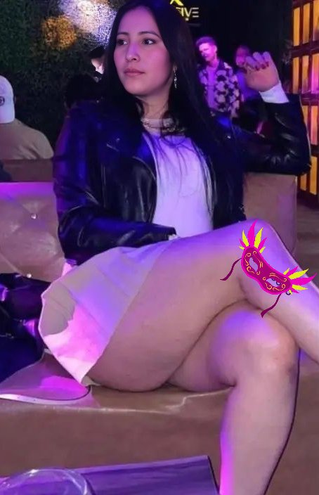 MaribelMoll's tweet photo. Aquí en el trabajo 😘😘😘 https://t.co/2SICqw1a0X