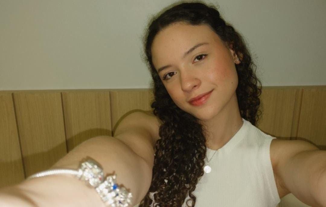 ginasavagesex's tweet photo. Seguidor pediu pra exibir a  amiga novinha https://t.co/wJVY41d8su