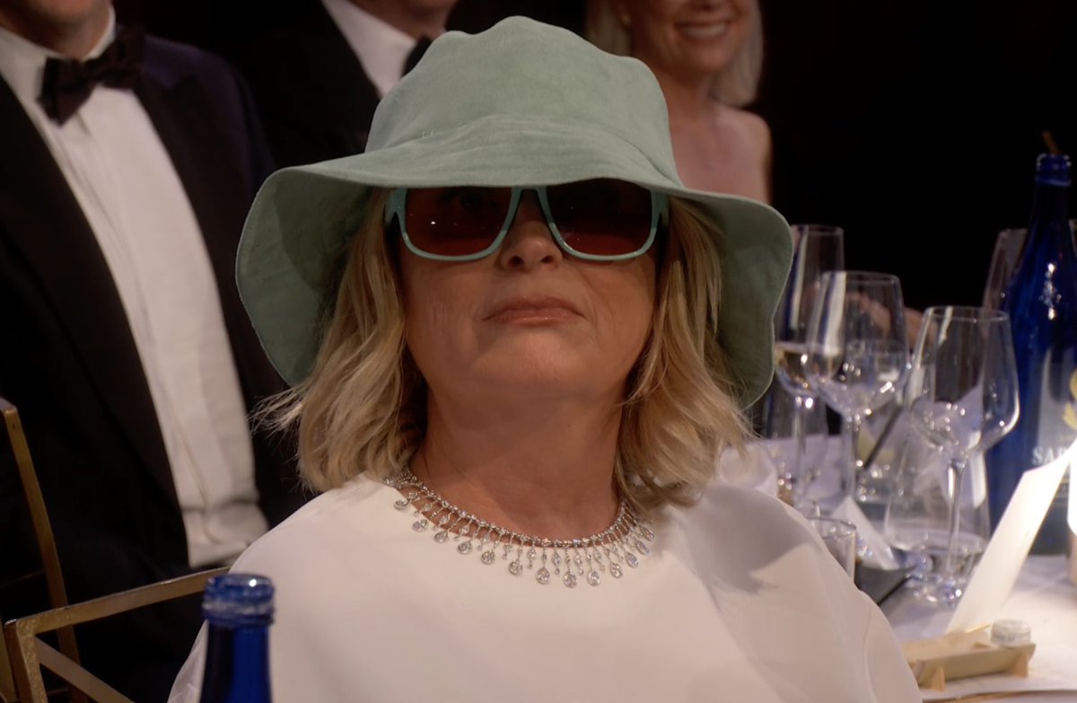 totallytomato's tweet photo. googling every actor’s net worth each time I watch a movie https://t.co/2UAal8Tsjj