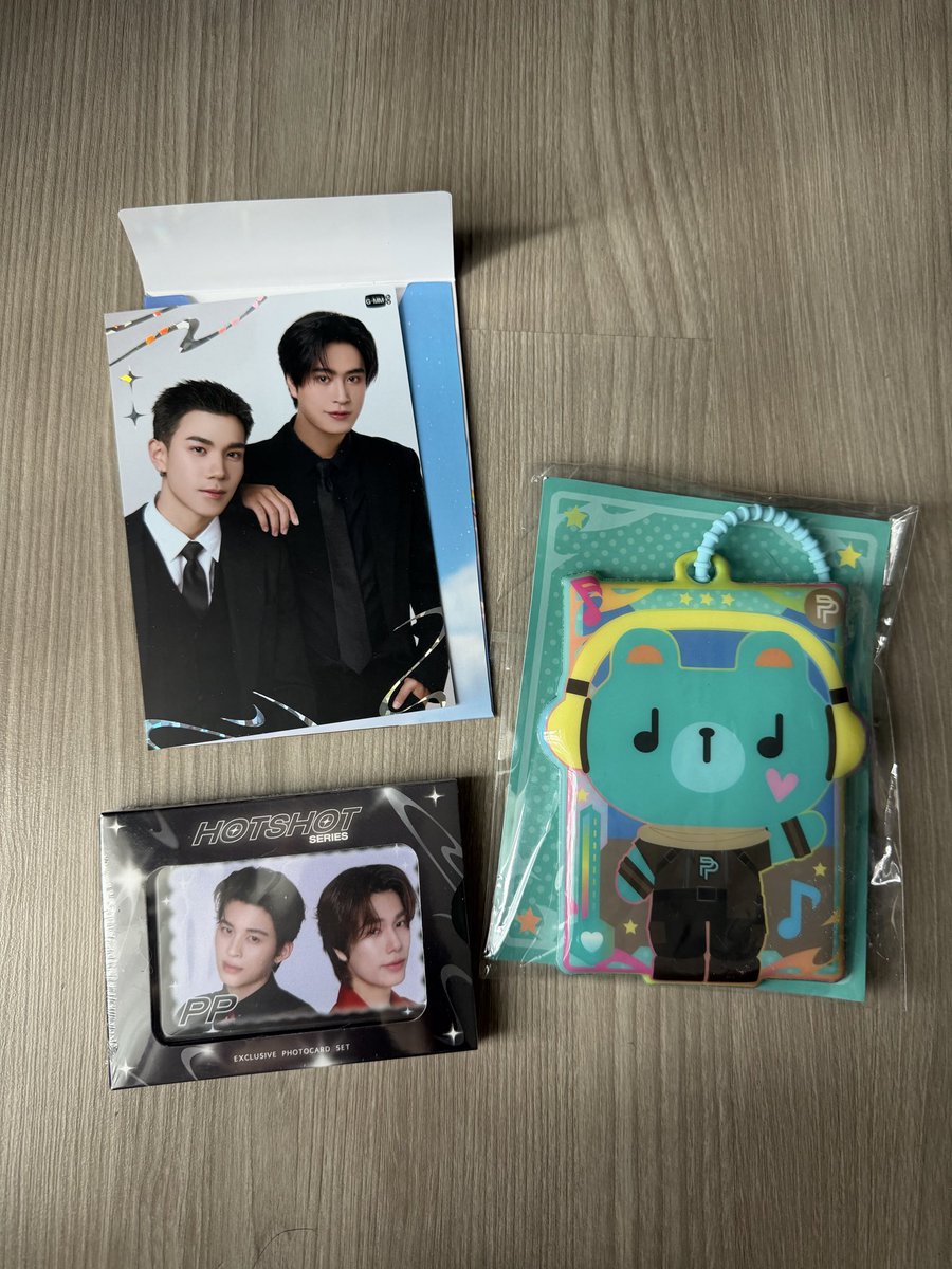 naakkeee's tweet photo. WTS | ขาย random Hotshot 🍀

Hotshort pondphuwin 500
Card holder 400
โปส จมนฟ 120 

Hotshort หาร จุง jasper ใบละ 50

เจมีไนน์ ซี   มาร์ค
💵 ใบละ 40 บาท 

ใบอื่นขาย  20 นะคะ 
10ใบ ส่งฟรีนะคะ 

📦 ค่าส่ง40 บาท
#GMMTVFANIVAL2026HappyFamily #ตลาดนัดgmmtv https://t.co/HyAhtkAGtf
