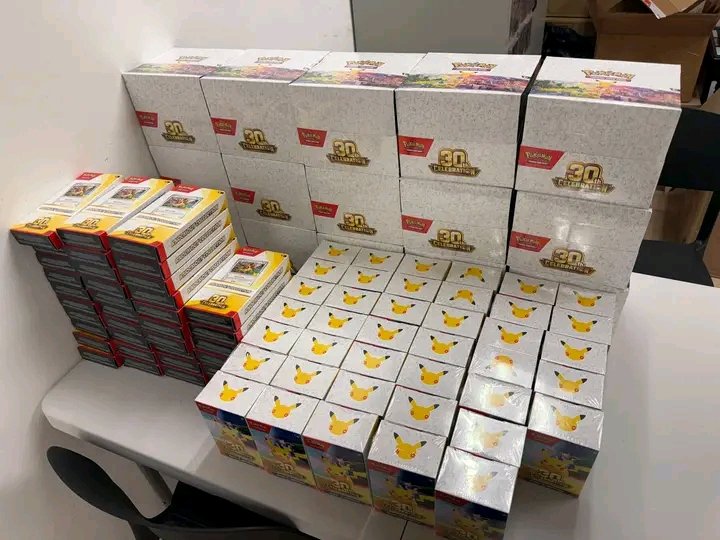 Davetcg7's tweet photo. WTS
Knockout box - $38
Mini Tin Display - $370
Booster Bundle - $110
For orders https://t.co/bbVhPhTIhl