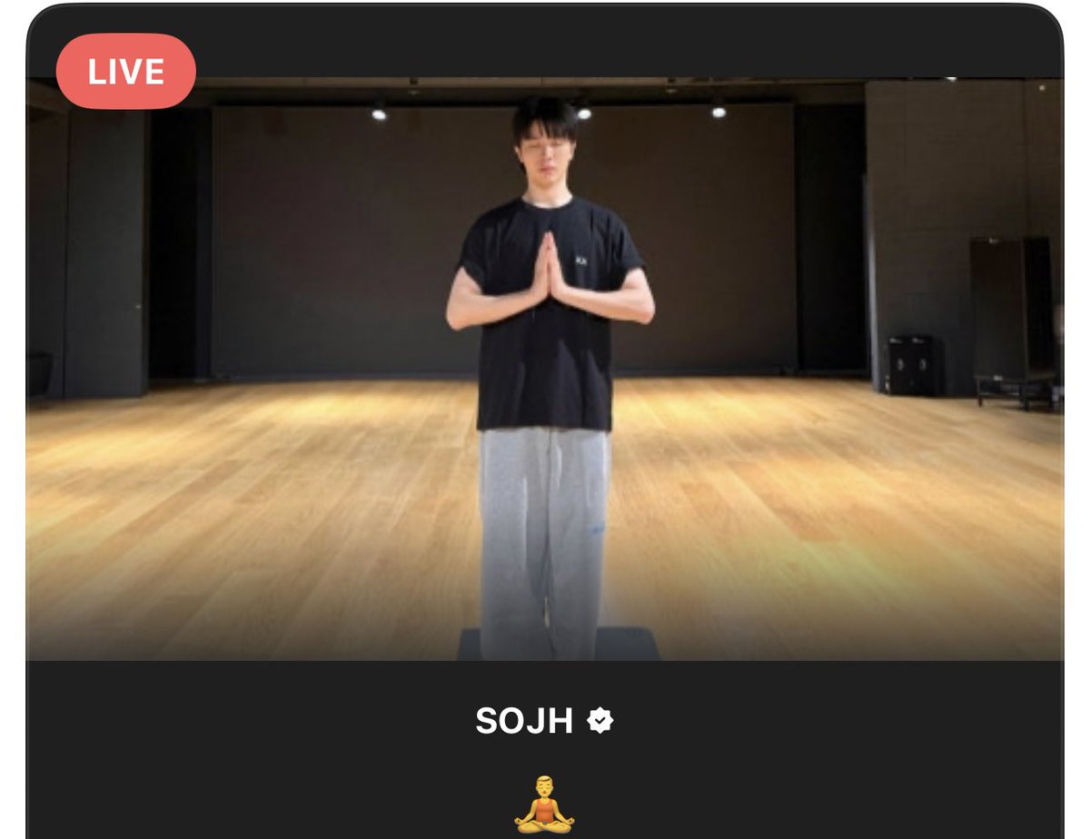 SSoSSo0218's tweet photo. 일하면서 정환이 라이브 몰래몰래 보는 중인데ㅠㅠㅠㅠㅠㅠㅠㅠ
아니 이렇게 진지하게 할줄은 몰랐네 https://t.co/pXI4z8vIlQ