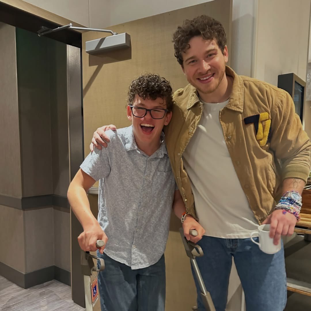 softestbuckley tweet picture