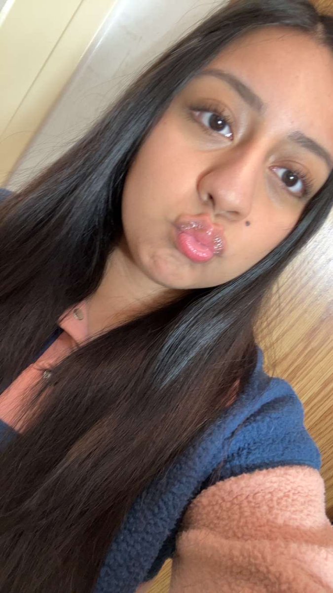 cumforaylin's tweet photo. Aylin needs tribs dm me https://t.co/AFHYENpICs