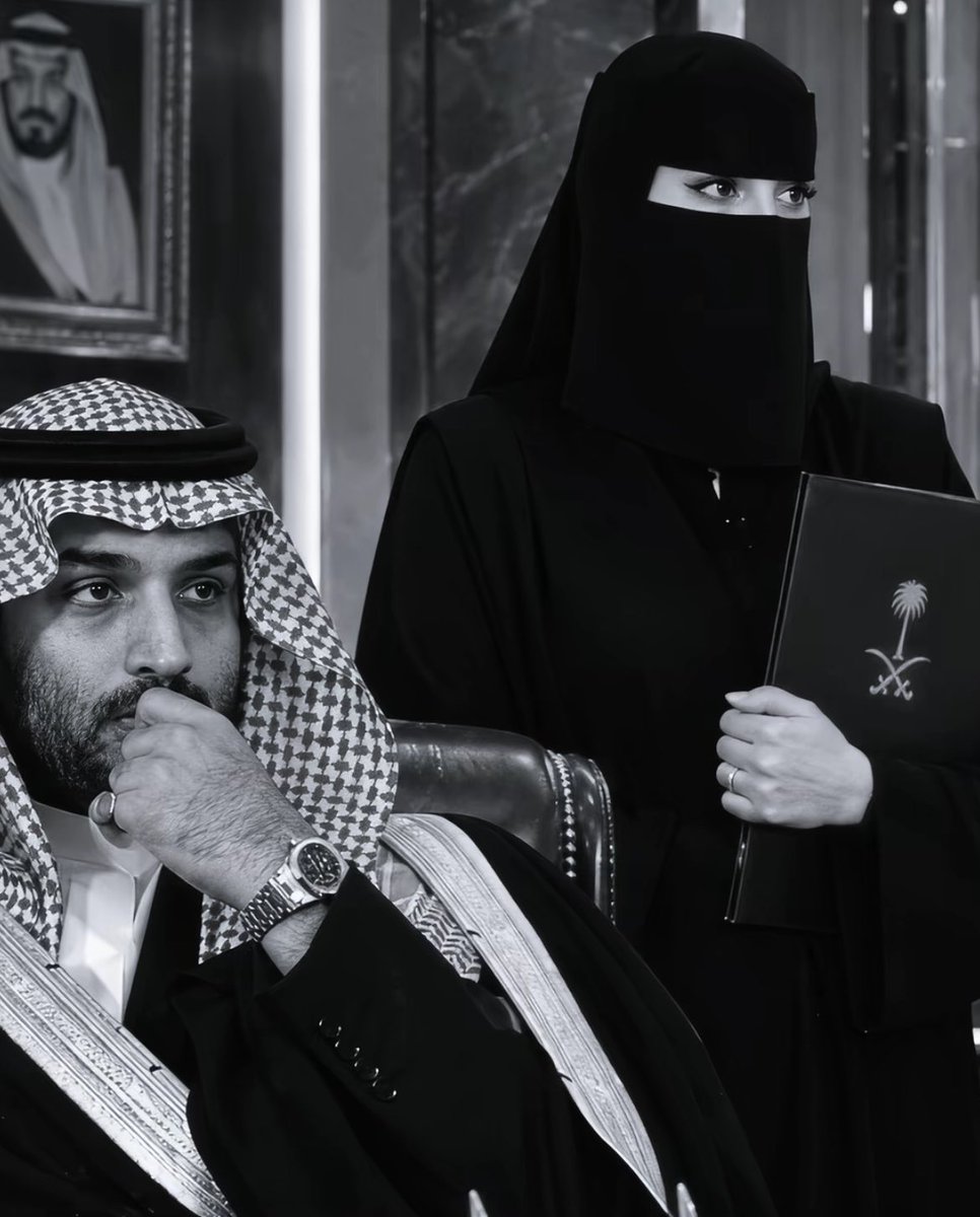 gaid111's tweet photo. 💎

A true Arab man sees protecting a woman as a matter of honor and a reflection of his manhood; he will never allow life to break her while he is still alive.
@HRHMBNSALMAAN ❤️ https://t.co/aSDU1ahXeV