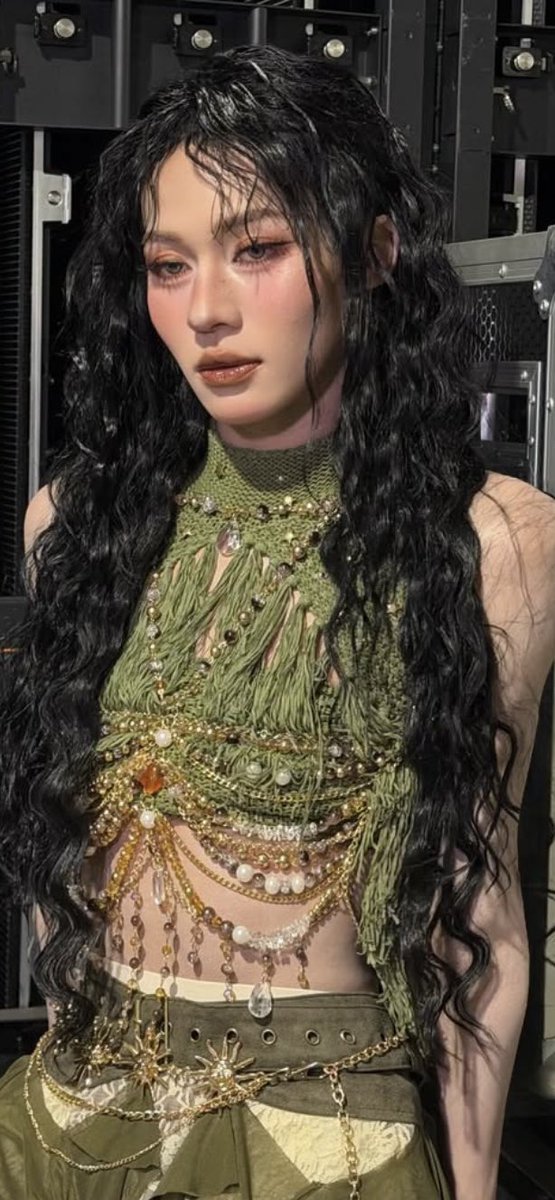 nnuthonshi's tweet photo. the prettiest diva ✨ https://t.co/SEILYd5EQh