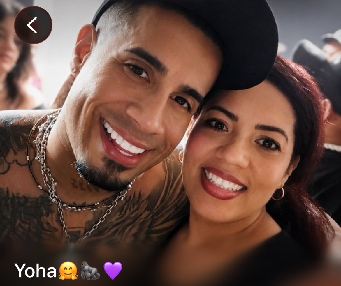 Entuptacara2's tweet photo. Entonces el grupito se fue a publicar desde otra cuenta 🤣🤣🤣 muy valientes que andaban siguiendo gente y ahora se andan negando la vaca y la pendeja del team gorila 🤫

#elmanicomio https://t.co/TgMChZsTO5