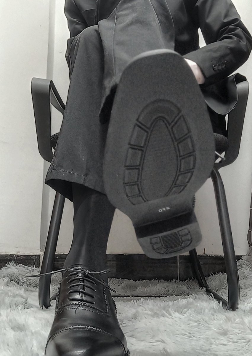 TZ818341207124's tweet photo. 有没有骚逼喜欢文字语音粗口调教，做任务的，不露脸 https://t.co/kSGIwWoFsx