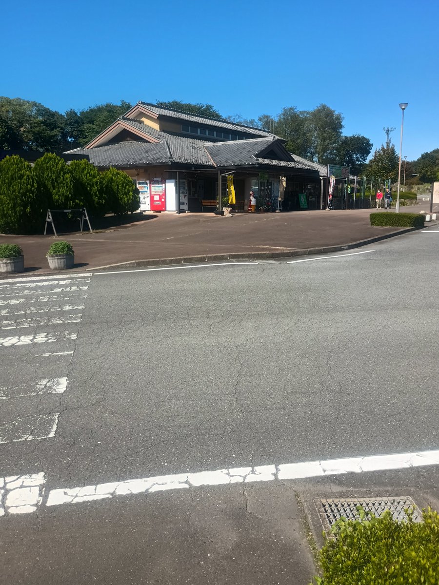 TakusoF's tweet photo. 道の駅前半戦終了、後半戦いく🏍 https://t.co/HXuFBpRcTI