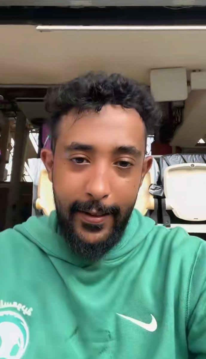 HamdaMaq's tweet photo. مشكله التعوسية تتحسب عيالنا قبيحين يشبهون عيالهم ونزعل لو شبهونا بهم 😂 https://t.co/xQLZ8Q4L23