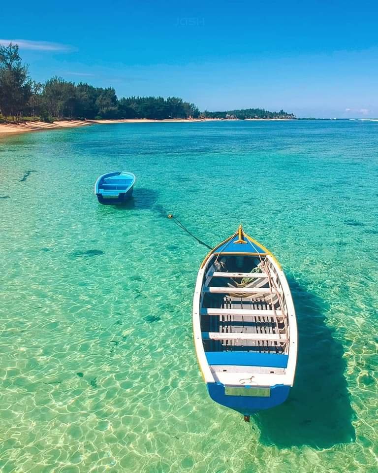 MauritiusGuide's tweet photo. Thursday in Mauritius 🇲🇺 https://t.co/BSCrqJmiyk