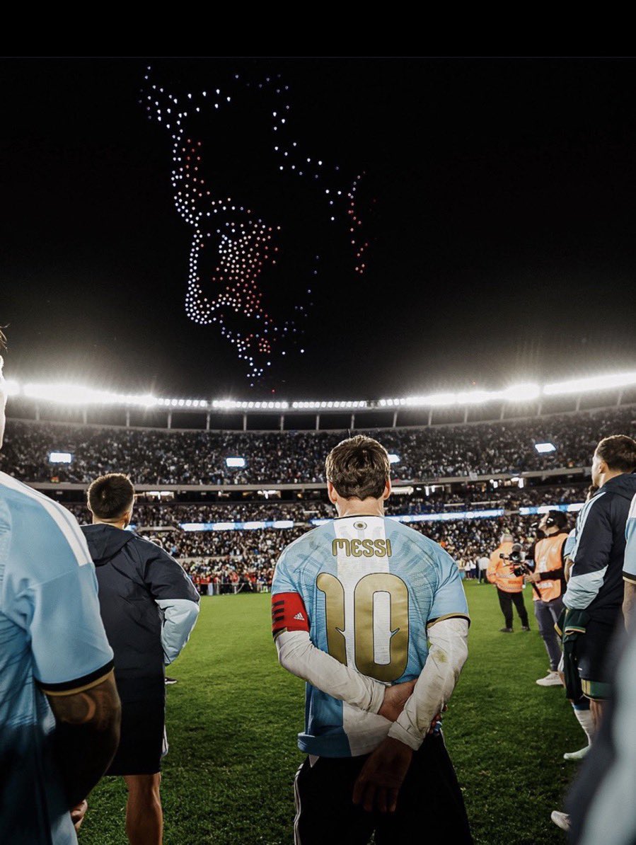 ali_barcat's tweet photo. شكرااااا ليو 💔#MessiAdiós https://t.co/COa0qU924d