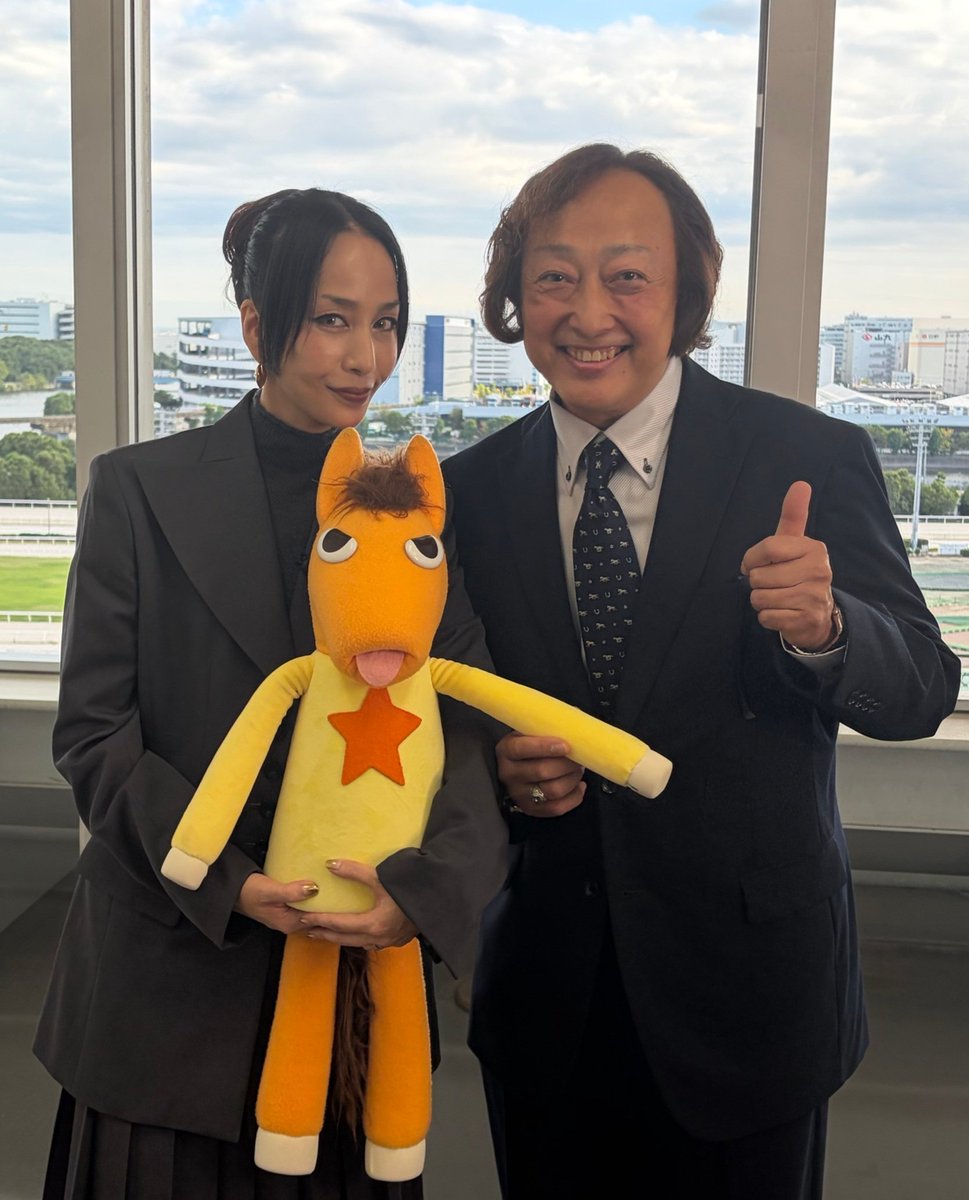hasetake36's tweet photo. 昨日はTCKで、JDCのスペシャルトークショーのMC。ゲストは中島美嘉さん!
アーティストとしてのクールなイメージとはまったく違う素顔にビックリ!明るくて、気さくで優しい、素敵な方でした(*^.^*)
周知の通り、中島美嘉さん来場記念と銘打たれた9Rが、お誕生日の2→1→9!すごっ(笑)
#中島美嘉 https://t.co/19xU5t1pjq