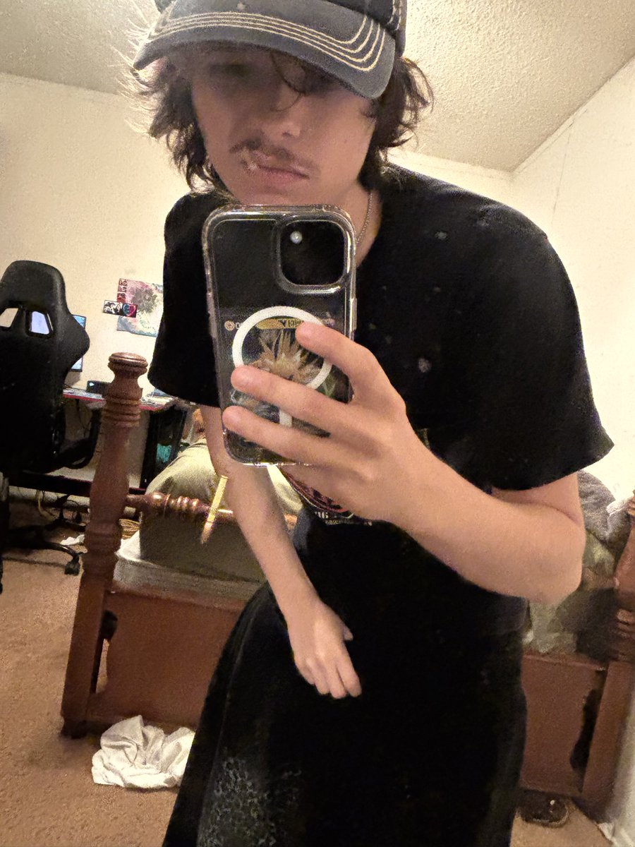 readytobeused16's tweet photo. lol moot me #moothunt〃・ #bmf #lowlvl https://t.co/HYeuDMe0Sx