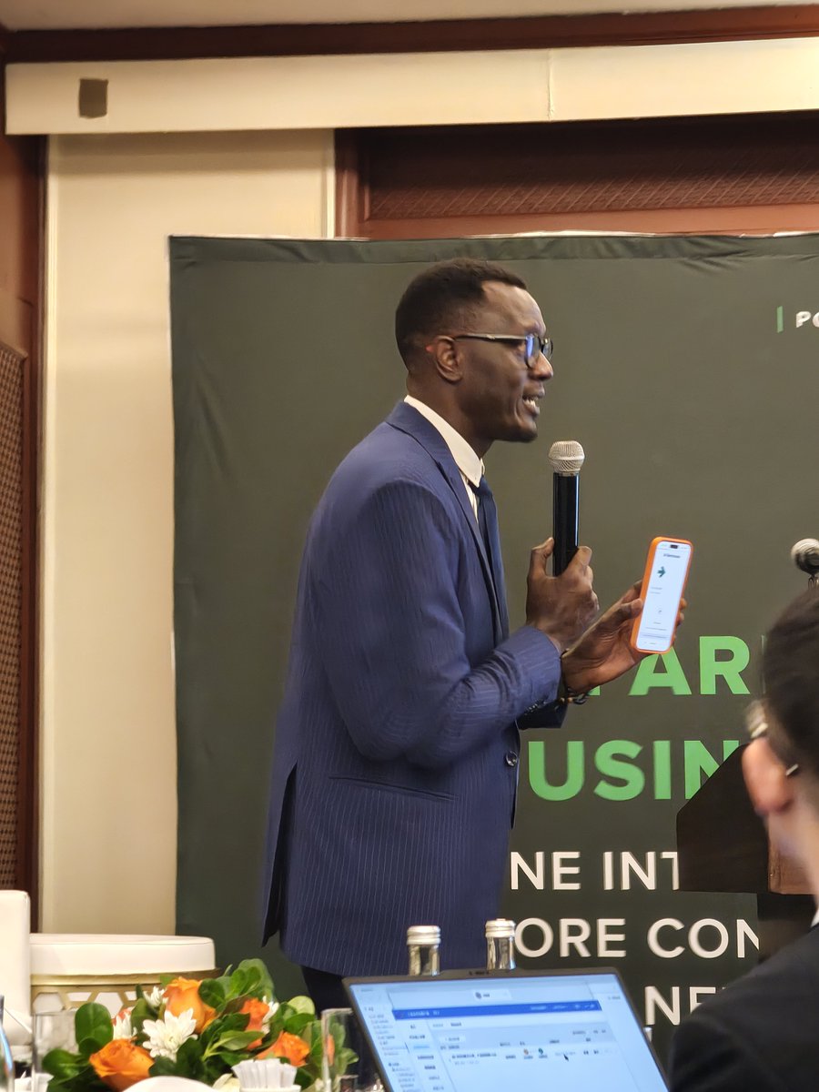 TonyMuchiri4's tweet photo. Safaricom are today launching their SD-WAN services. The service will be offered through a recurring service fee without requiring customers to purchase the SD-WAN equipment upfront. https://t.co/LveirECpeQ
