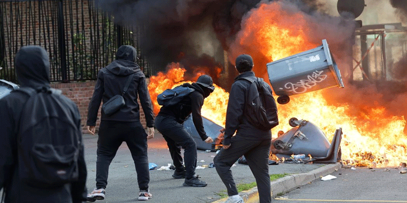 spo_india's tweet photo. France School Protests Expose Deepening Fiscal Strain
#FranceProtests #SchoolProtests #France #FiscalStrain #Macron #BreakingNews #Europe

https://t.co/ChZLNu66ho https://t.co/ttVzBu5mBu