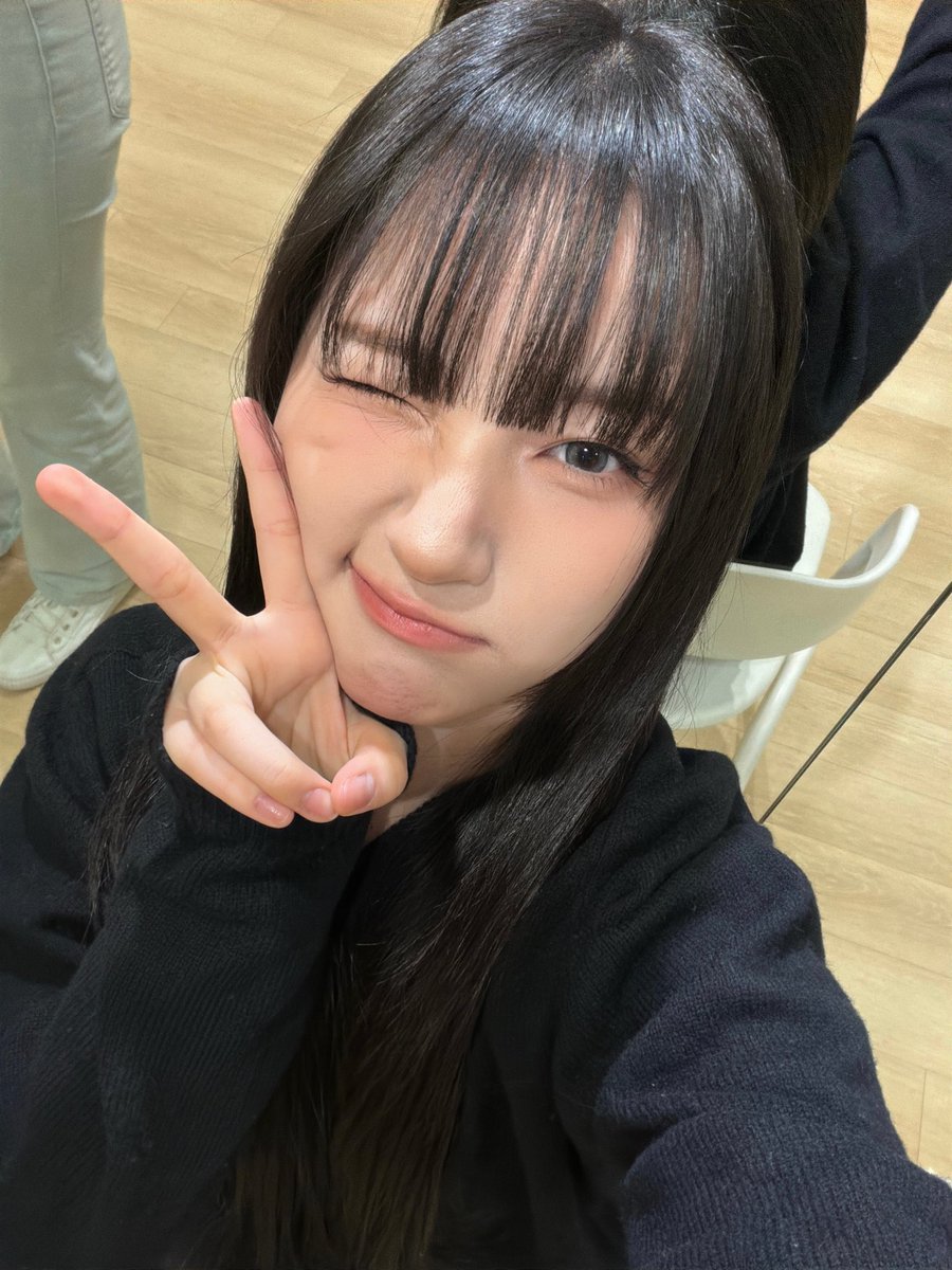 moxngii's tweet photo. 아 바부윙크 ㅋㅋㅋ https://t.co/uuPJ5Ra3p1