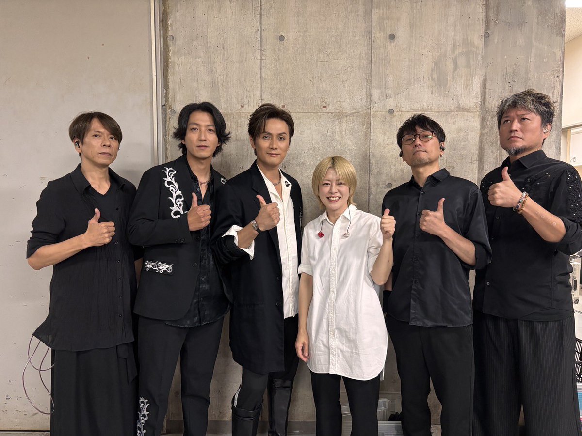 date_koji's tweet photo. 今日は川崎CLUB CITTA’でした！
最高に楽しい時間をありがとうございました😊
皆さんと笑い合って、楽しい時間を一緒に過ごせる、この幸せを心から噛み締めて後2本全力で駆け抜けたいと思います！
和樹君、誕生日おめでとう🎂 https://t.co/xGpQqBT8lU