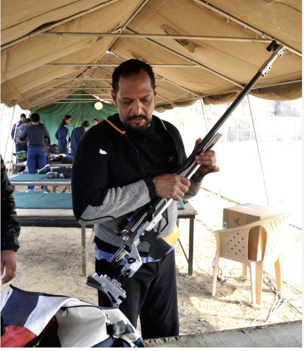joybhattacharj's tweet photo. In 2004, he won a silver in the 300m event at the National Shooting Championships in Indore.
And in 2004, a bronze while representing Maharashtra.
RIP Nana Patekar, a man of many parts for whom shooting became a passion while filming Prahaar in 1991.
Picture Courtesy IANS https://t.co/itSOqNisvH
