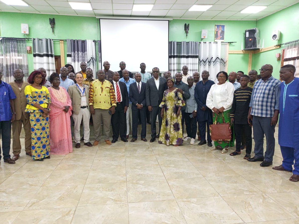 cco_rca's tweet photo. Le CCO participe à l’atelier de validation du Protocole de coordination des ONG, organisé par le Gouvernement.
Une étape importante pour renforcer le dialogue État–ONG, clarifier les procédures et améliorer la coordination des interventions des ONG.
#RCA #ONG #CCO https://t.co/KxzMEEmEQW