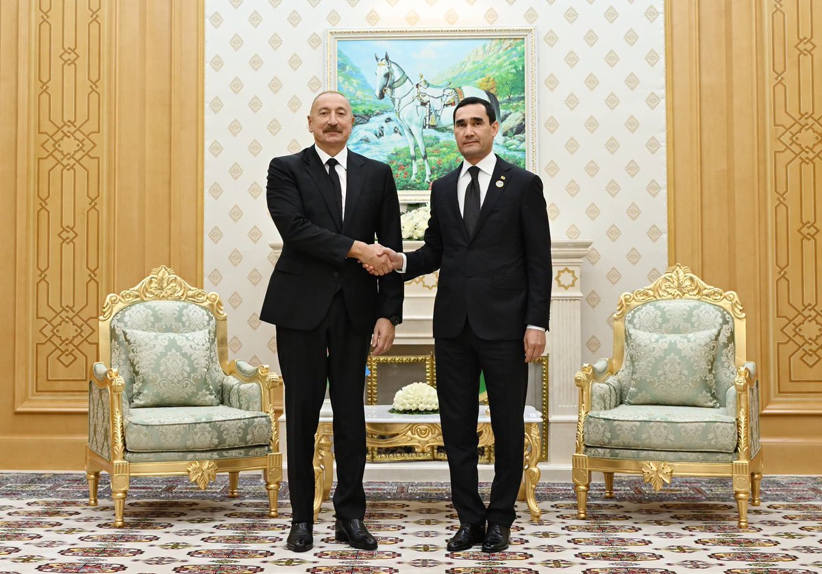 YAP_1992's tweet photo. Prezident İlham Əliyevin Türkmənistan Prezidenti Sərdar Berdiməhəmmədovla görüşü olub.

https://t.co/E87MmRkFmf https://t.co/UkfutwMgYS