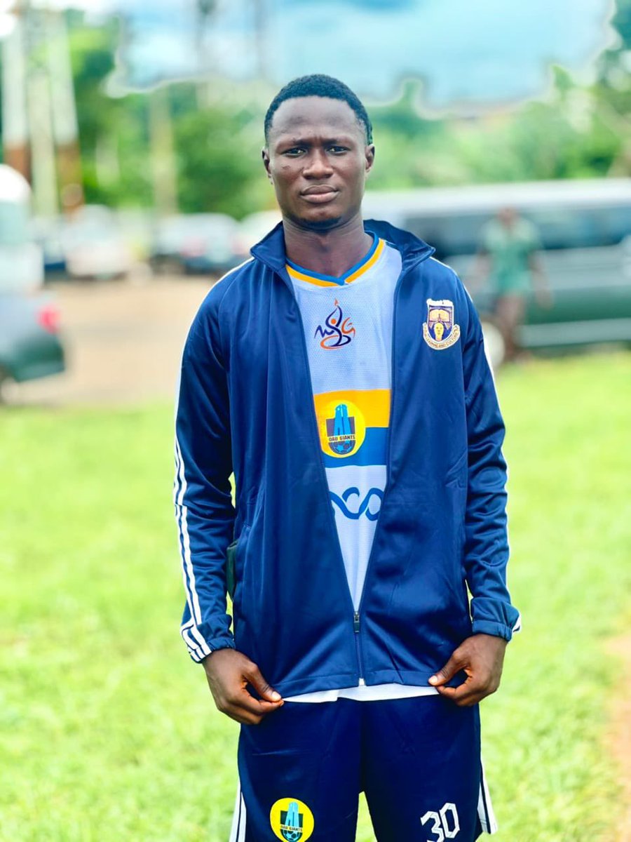 unitedfadsa's tweet photo. Bisiriyu Basit Olalekan popularly known as Lekside, the Director of Sports of the Faculty of Administration Students’ Association playing for OAU GIANTS at WAUG ‘26💙🥹🤭 https://t.co/fEvS5cOybc