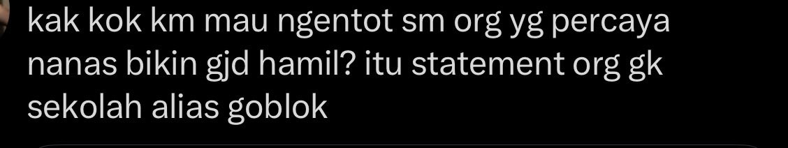 ohshilla's tweet photo. okay this is no offense but. WHY IT ALWAYS: “kok ceweknya mau?” but they never ask: “HOW cowok manipulate and forced cewek to say yes?” cmon girls tujuan aku bikin thread even aku sendiri ke trigger nulisnya, ini biar kita fokus ke korban dan nerapin cancel culture. fokus kesitu. ini tuh perempuan2 yg mental dan mungkin masa depannya hancur karena masalah ini loh? i know maybe tujuan komen itu buat ngasih pelajaran. but ironically, knp hrus perempuan yang komen victim blaming model begini. where is your sisterhood? memalukan, liat perempuan sendiri malah melanggengkan internalized misogyny, nge judge korban cuma biar keliatan edgy.
wake up, guys. pkonya aku akan tetap stand sama korban, no matter what. mereka ini KORBAN, harus aku eja gimana ya biar otak ny nyampe? OH thanks God kalau kalian nggak pernah jadi korban manipulasi, but that doesn't mean you can talk to or judge victims like that :). sama aja menormalisasikan tindakan predator dengan menyerang korban tuh puncak kebodohan. makanya laki2 model gini pede jd bajingan. krn ujung2ny tetep CEWE yg kena pojok. im sorry to say that. but if you lack basic empathy and choose to protect abusers with your pick me mindset, at least realize how embarrassing and pathetic you look trying to invalidate women's trauma just for clout.