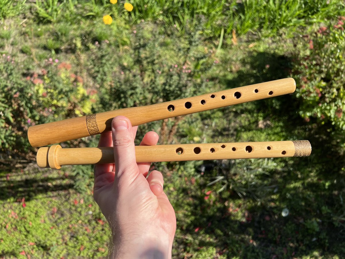DeeLavMusic's tweet photo. Today I received these instruments from the Carpathians, made from local hornbeam wood! 🇺🇦🌲
This is the sopilka - an ancient Ukrainian folk wind instrument, and one of the main instruments featured in my new single #IvanBohdan (The Legend of the First Ukrainian in America)! One of these sopilkas will soon be heading to the USA, and the other one to Germany! 🇺🇸🇩🇪
If you’d like one for yourself, I can get one for you too!